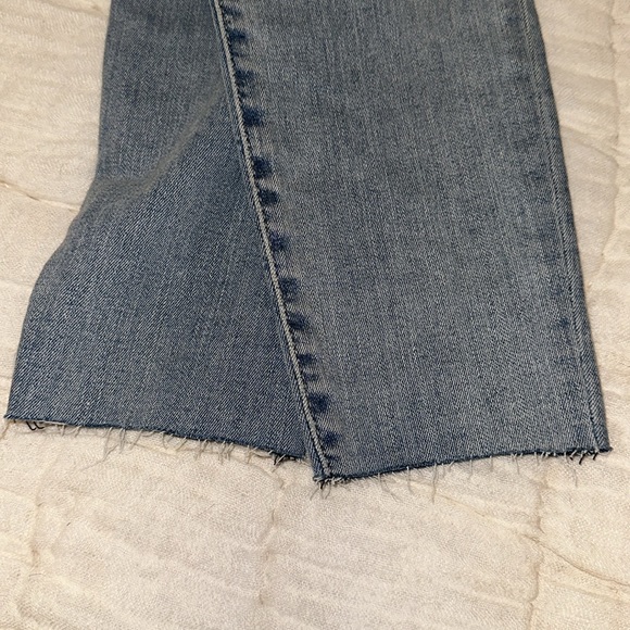 Kut from the kloth Bhody skinny high rise distressed jean - Picture 6 of 6